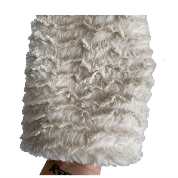 Patagonia Pelage faux fur Jacket beige small EUC - Picture 3 of 7